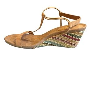 New Without Box Elegant Tan Wedge Sandals W/ Multicolor Boho Heel Size 12